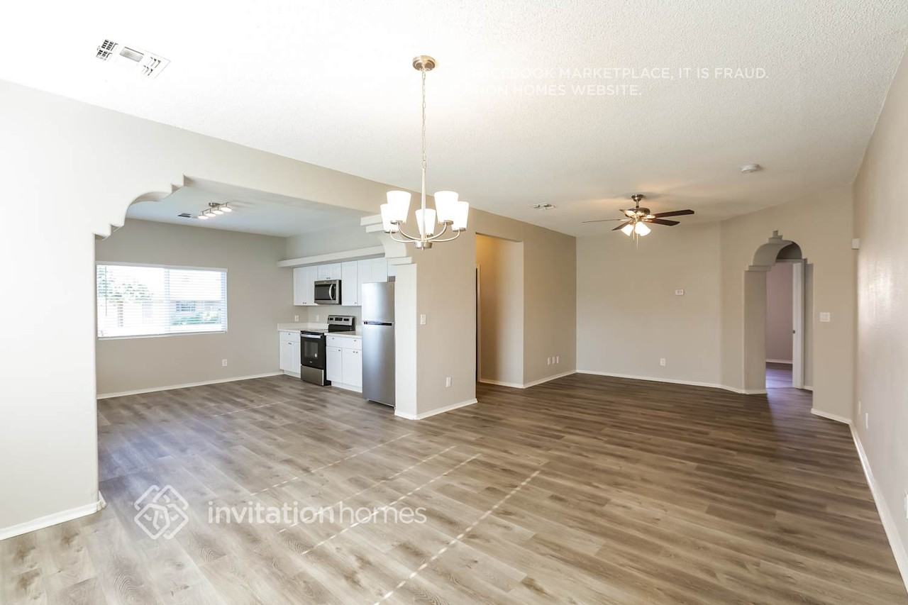 8712 W Turney Ave - Photo 4 of 16
