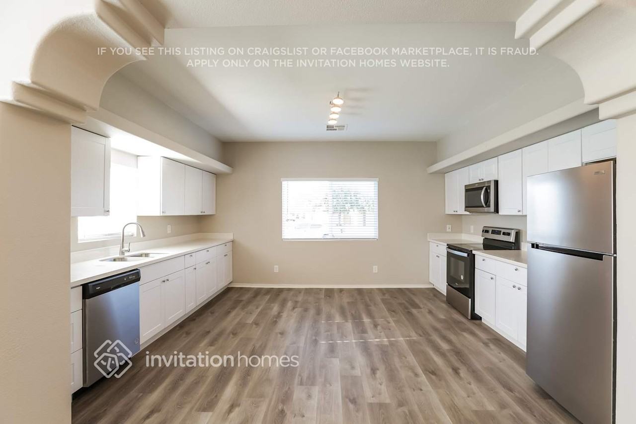 8712 W Turney Ave - Photo 7 of 16