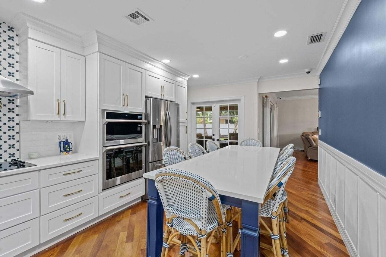 3929 Lowson Blvd - Photo 5 of 14