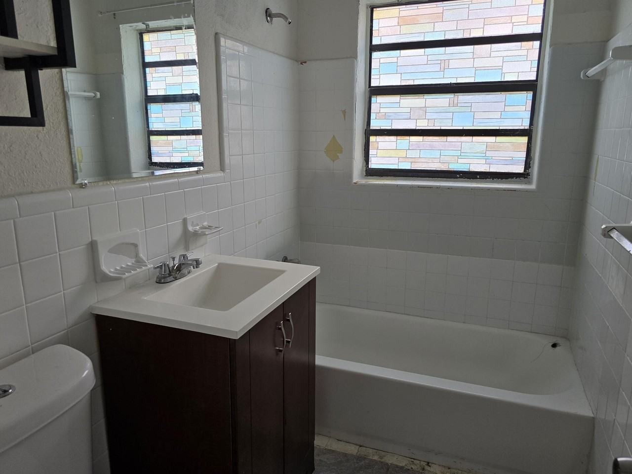 815 W Las Olas Blvd - Photo 3 of 8