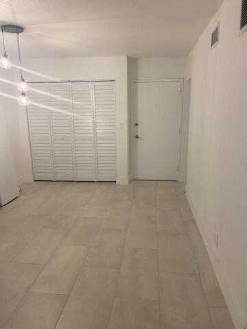 3123 Oakland Shores Dr #D207 - Photo 4 of 11