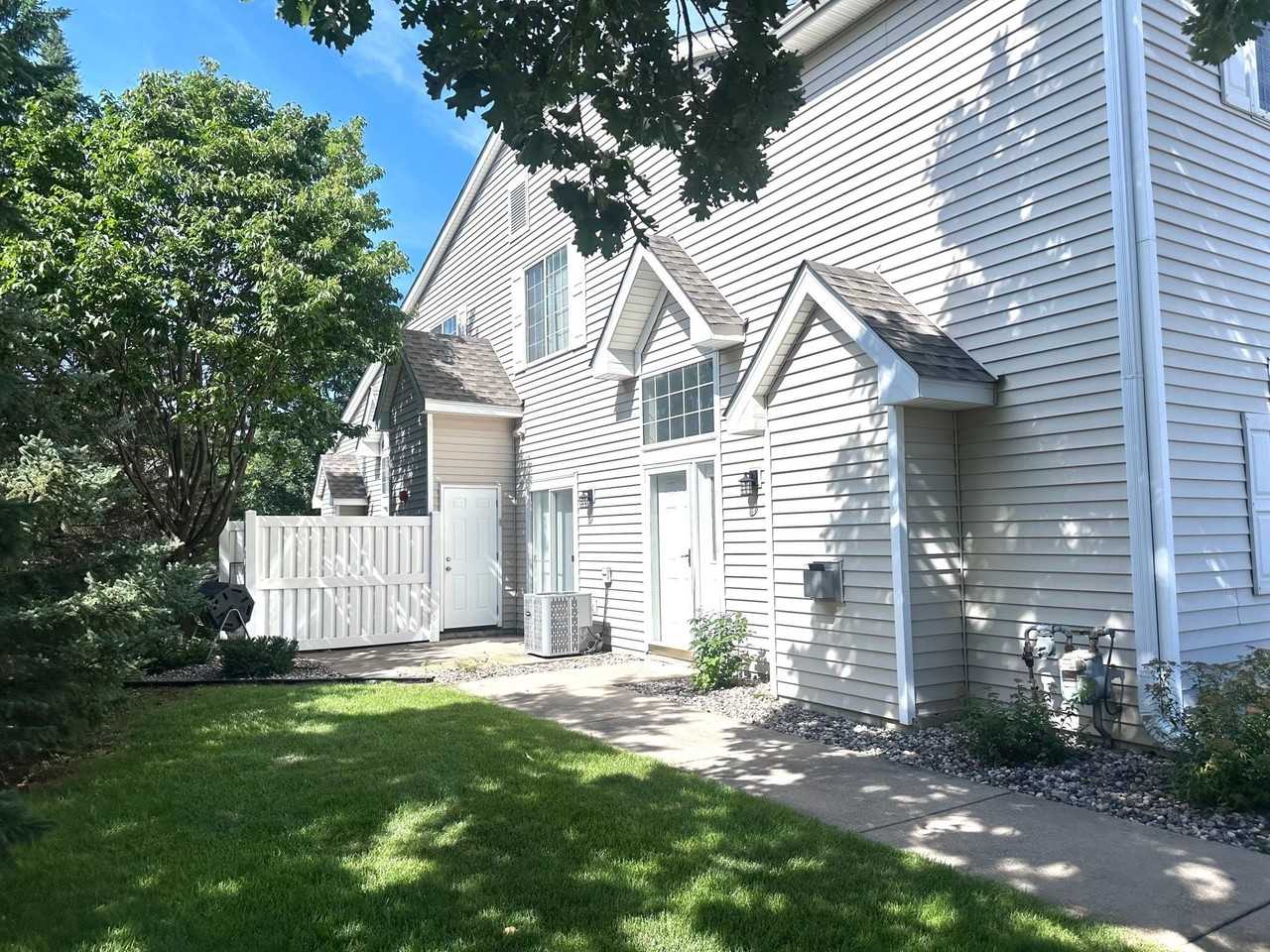 9410 Marshall Rd - Photo 3 of 23