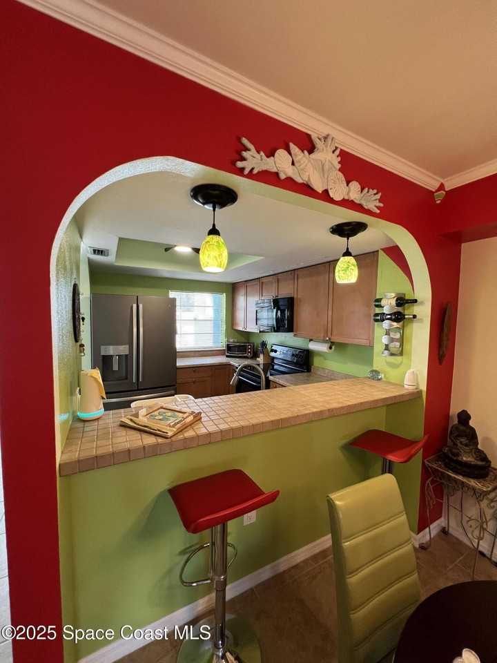 299 Chandler St #F - Photo 6 of 26