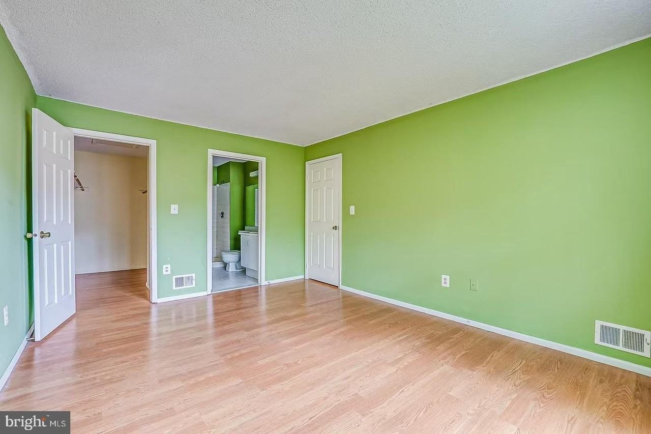 24 Chamberlin Ct - Photo 5 of 10