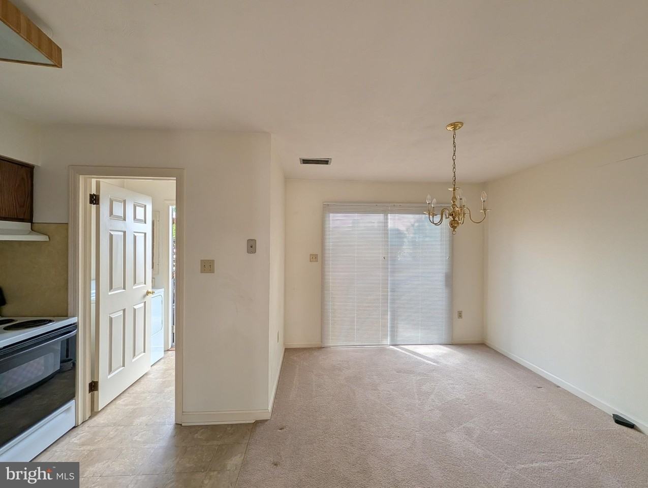 105 Ridge Ave - Photo 6 of 19