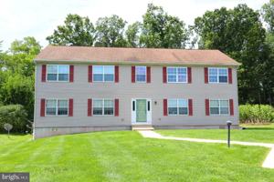 featured image of 101 Oak Grove Rd #A4