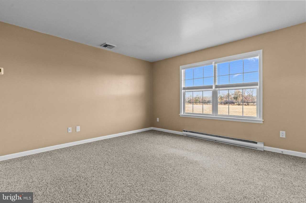 101 Oak Grove Rd #A4 - Photo 2 of 18