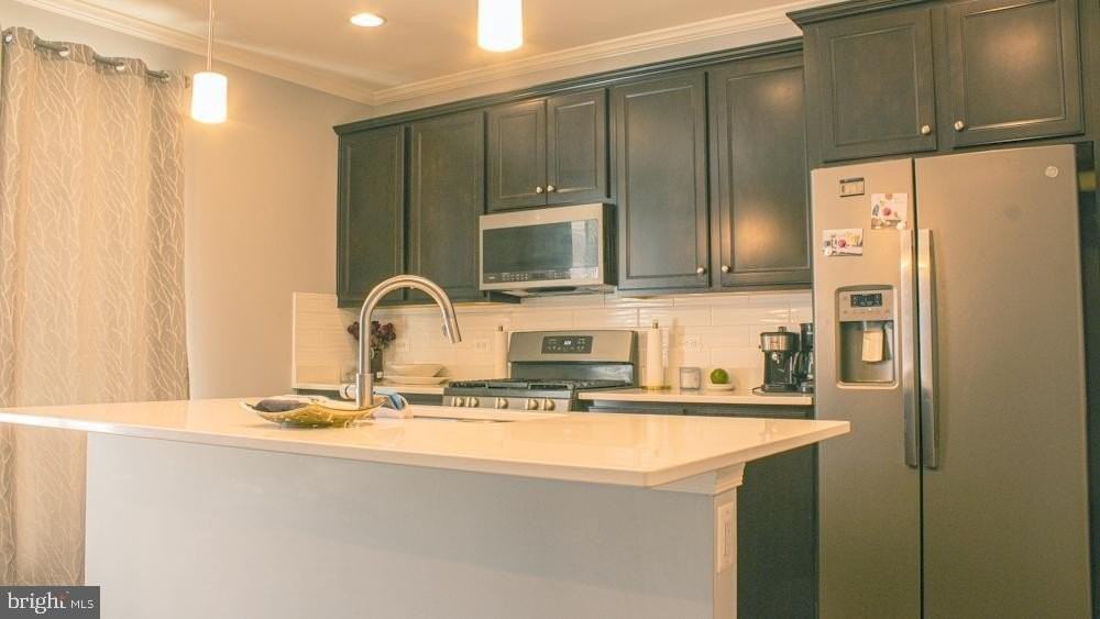 145 Wayland Rd - Photo 5 of 14