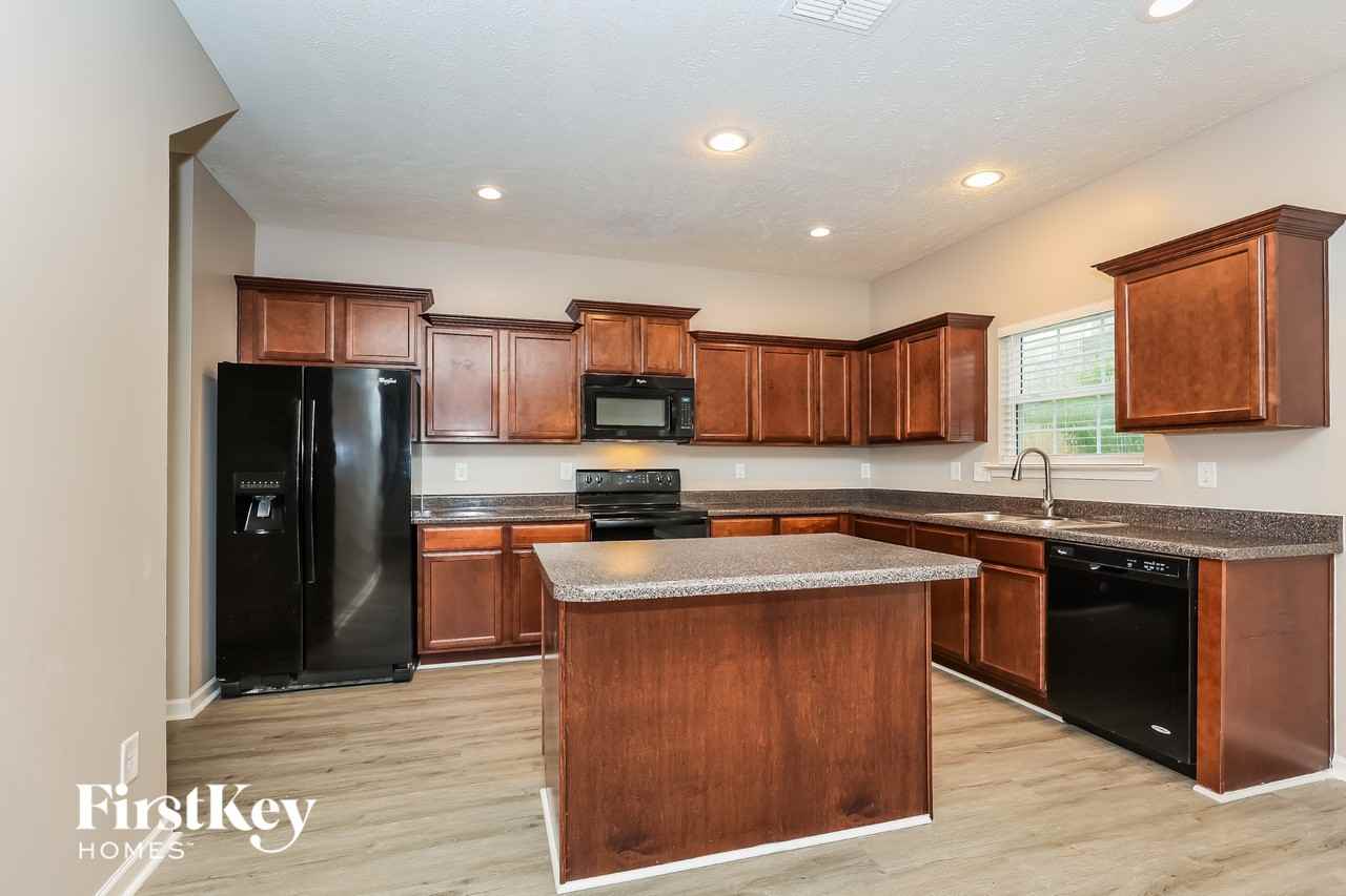 1252 Anduin Ave - Photo 6 of 15