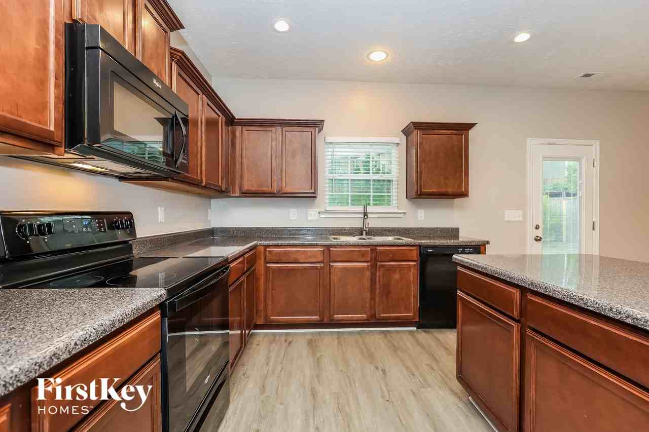 1252 Anduin Ave - Photo 7 of 15