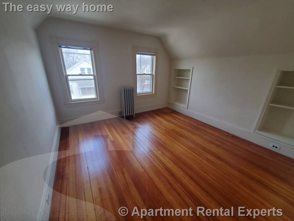 80 Upland Rd #2 - Photo 5 of 20