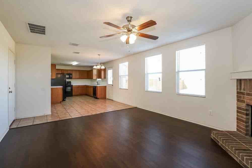 607 Almandora Dr - Photo 5 of 16