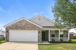 featured image of 823 Pine Lake Dr