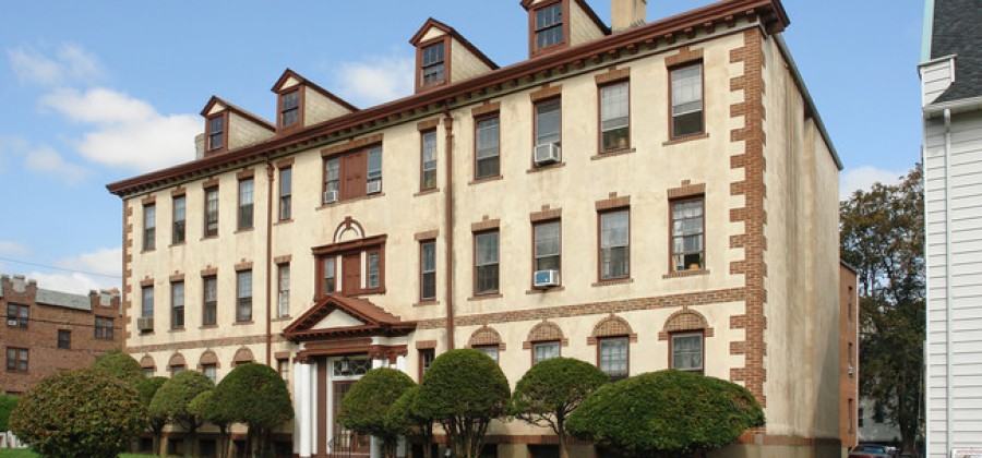 804 Farmington Ave #3E