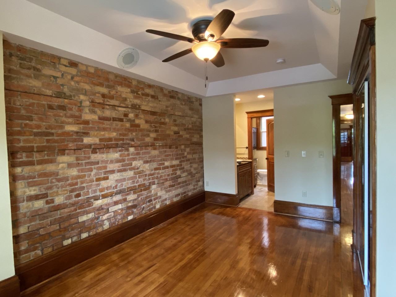 821 E 1st St #3 - Photo 7 of 28