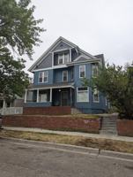 featured image of 709 9th Ave #4
