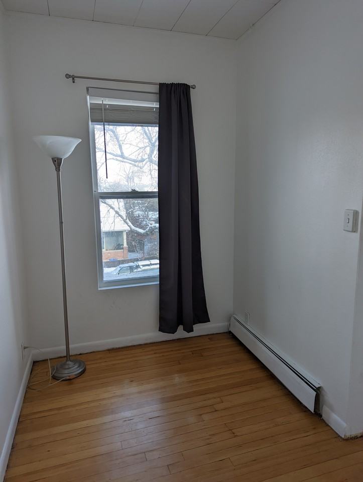 709 9th Ave #4 - Photo 5 of 11