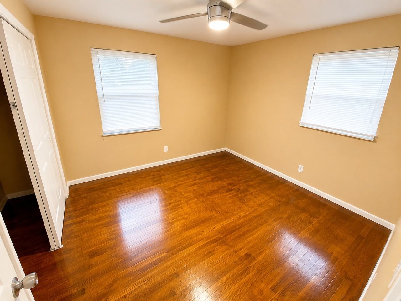 1013 W Parkway Ave #1 - Photo 5 of 5