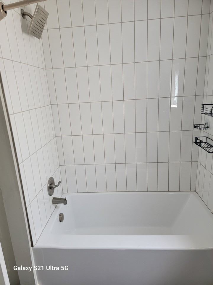 9284 Peachtree St - Photo 4 of 14