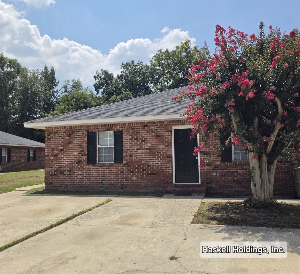 1032 Jessamine Trl - Photo 2 of 10
