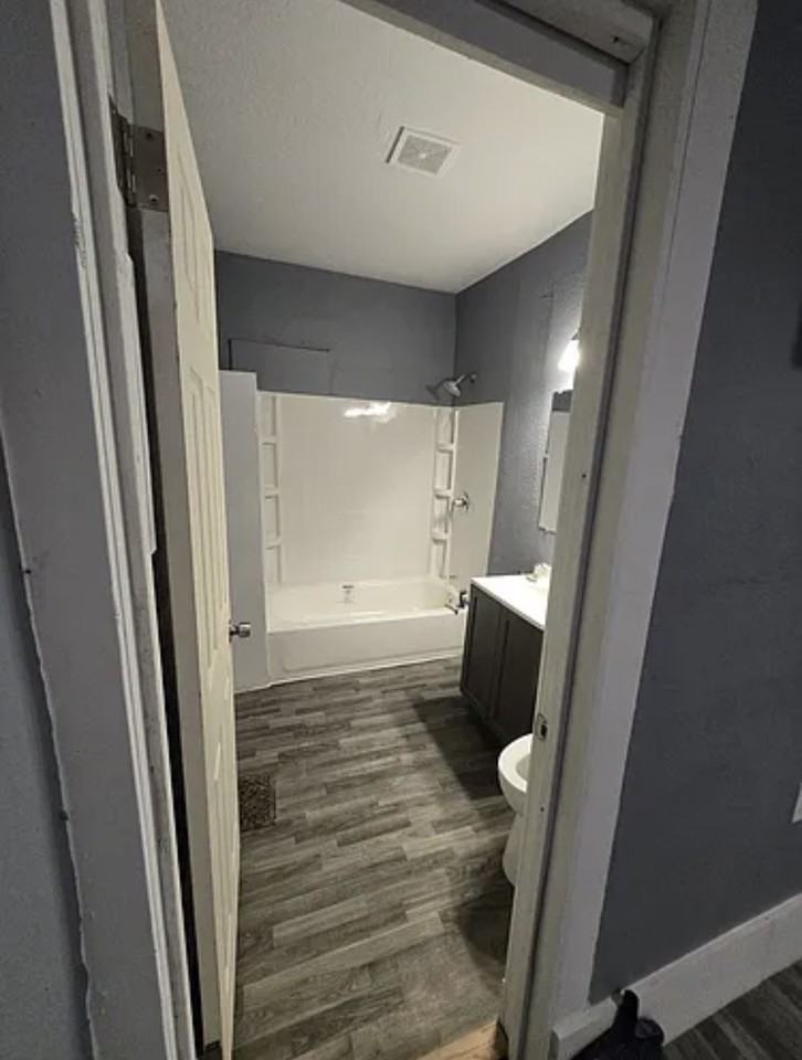 1232 N 34th St #2 - Photo 5 of 7