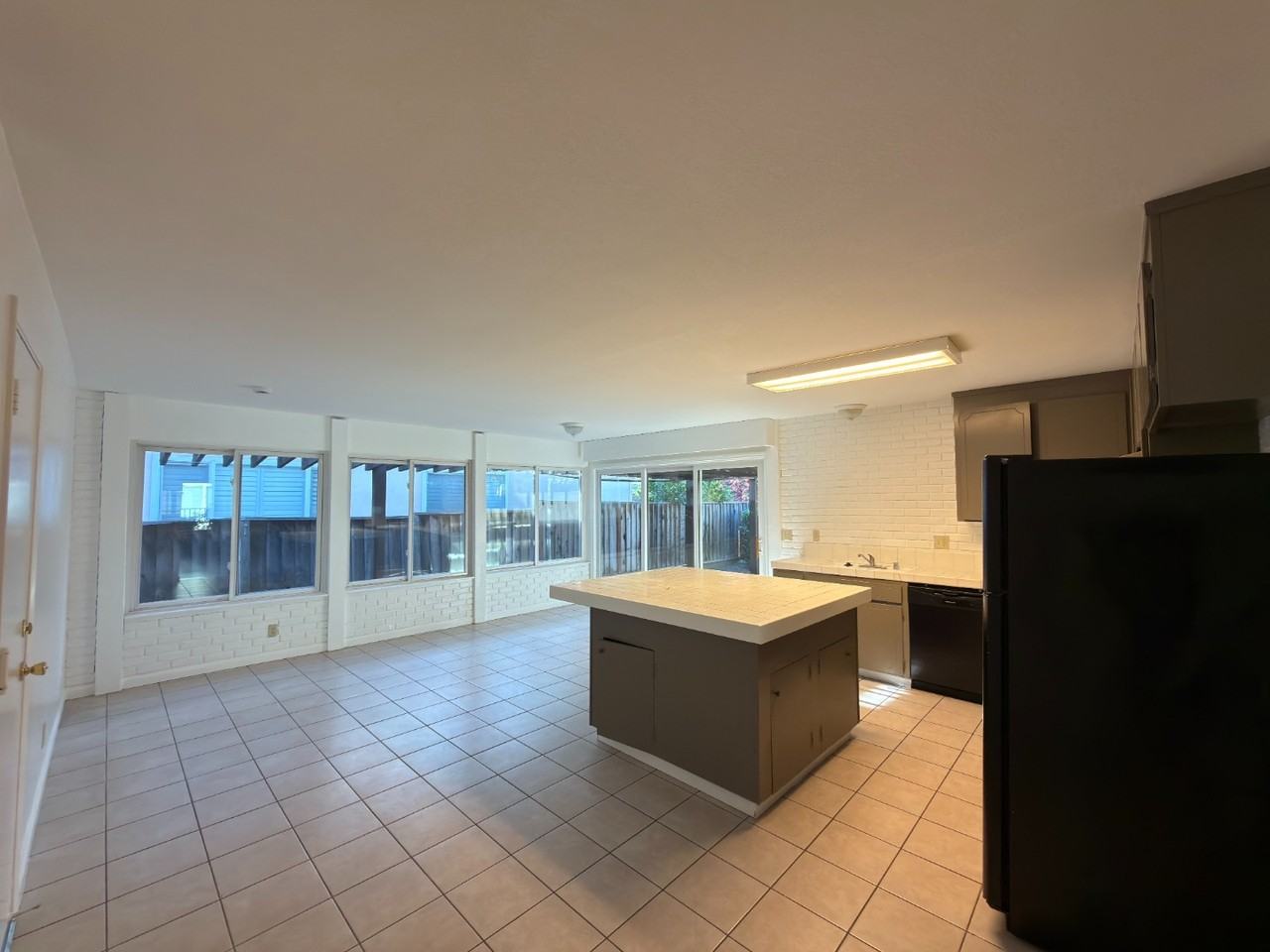 319 Lassenpark Cir - Photo 4 of 31