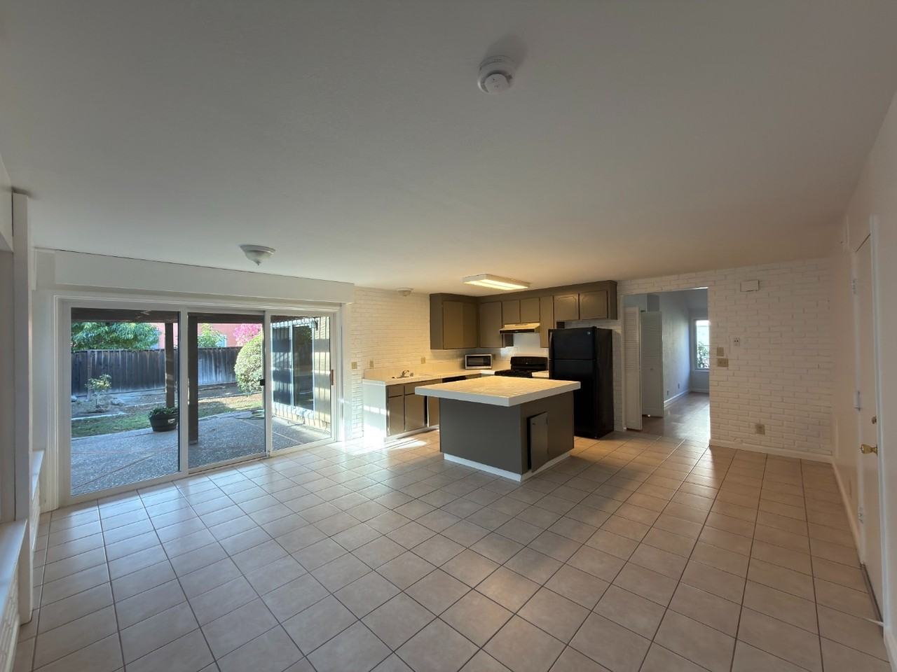 319 Lassenpark Cir - Photo 5 of 31