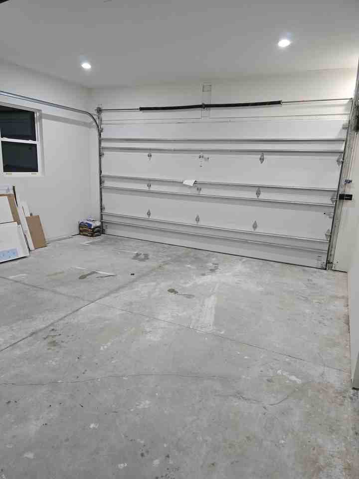 136 Sequoyah Dr - Photo 2 of 42