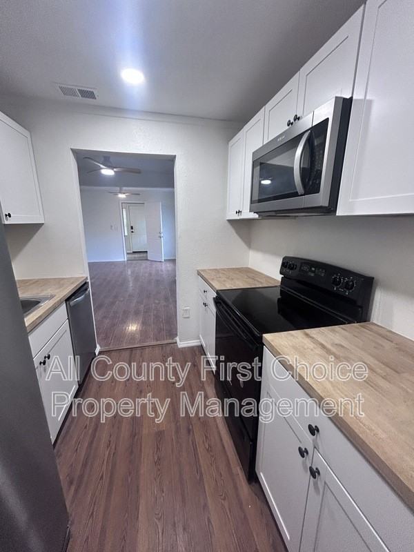 3928 1st Ave N - Photo 3 of 21