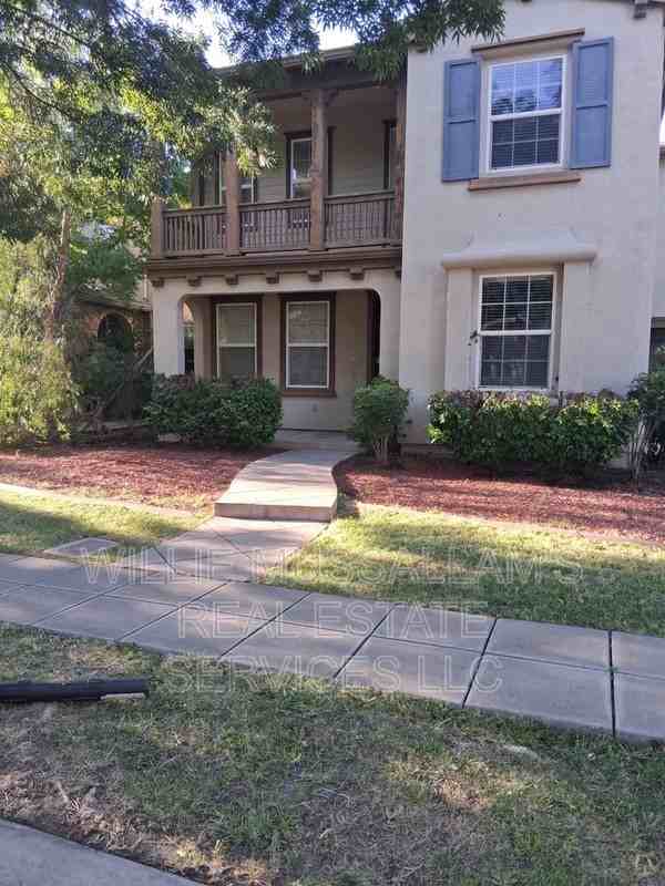 685 W Rico Way - Photo 2 of 45