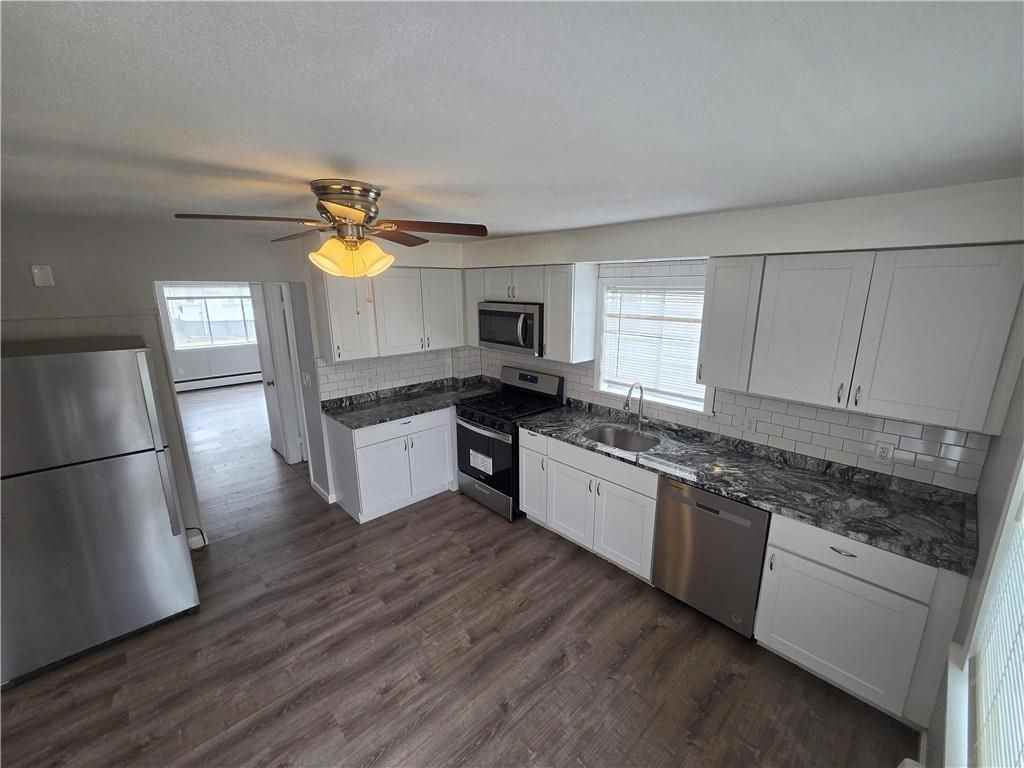 15 Barrows St ##C - Photo 4 of 20