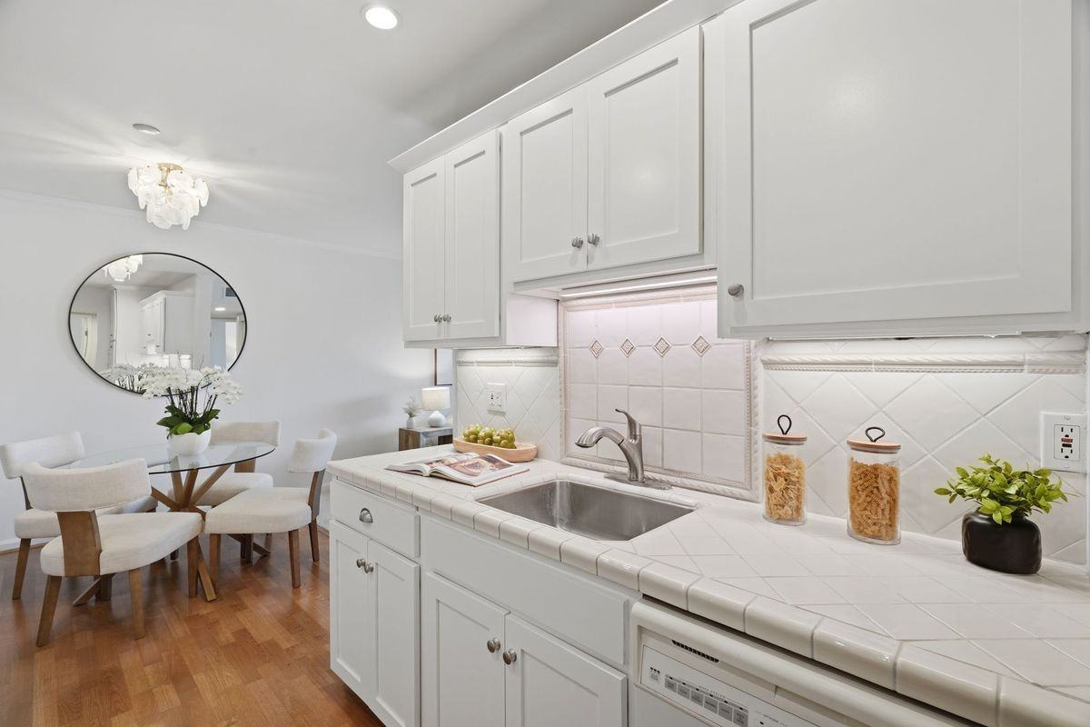 73 3rd St - Photo 6 of 25