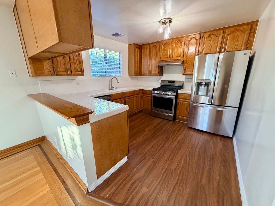 5622 Aldama St - Photo 3 of 22