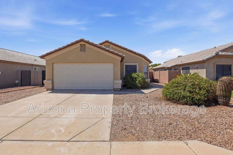 10249 E Calypso Ave - Photo 2 of 30