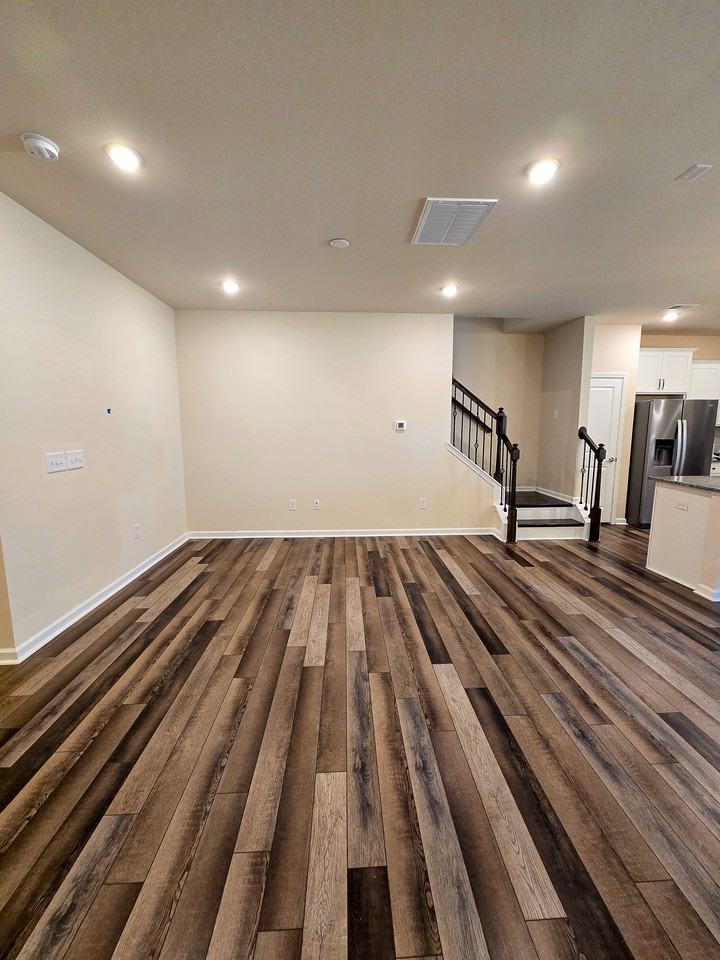 306 Villanova Dr - Photo 7 of 38