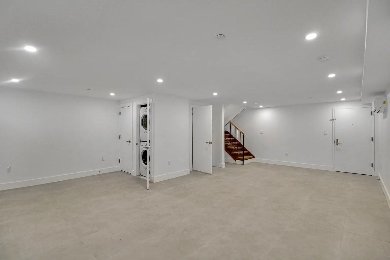 1487 Madison St #49G - Photo 4 of 5