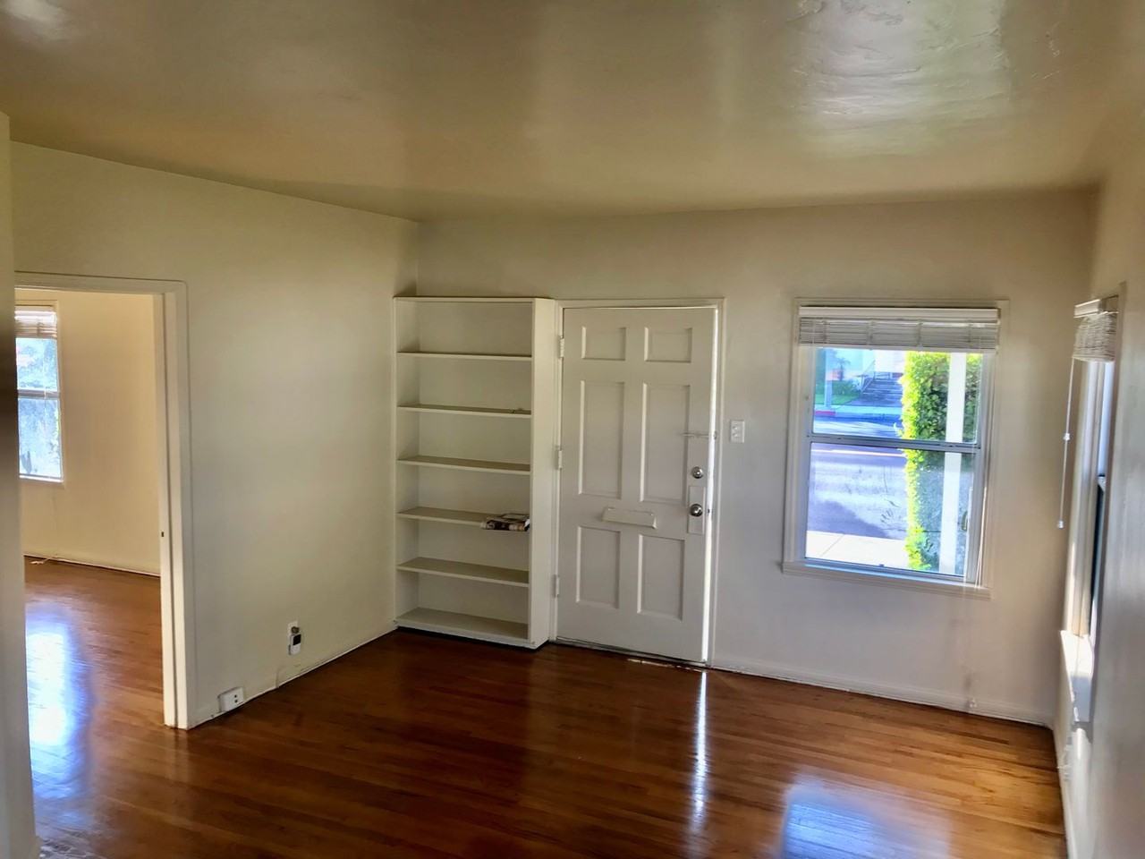 2107 W Carson St - Photo 6 of 13