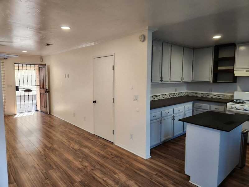 1323 Villa Tempra Dr - Photo 2 of 15