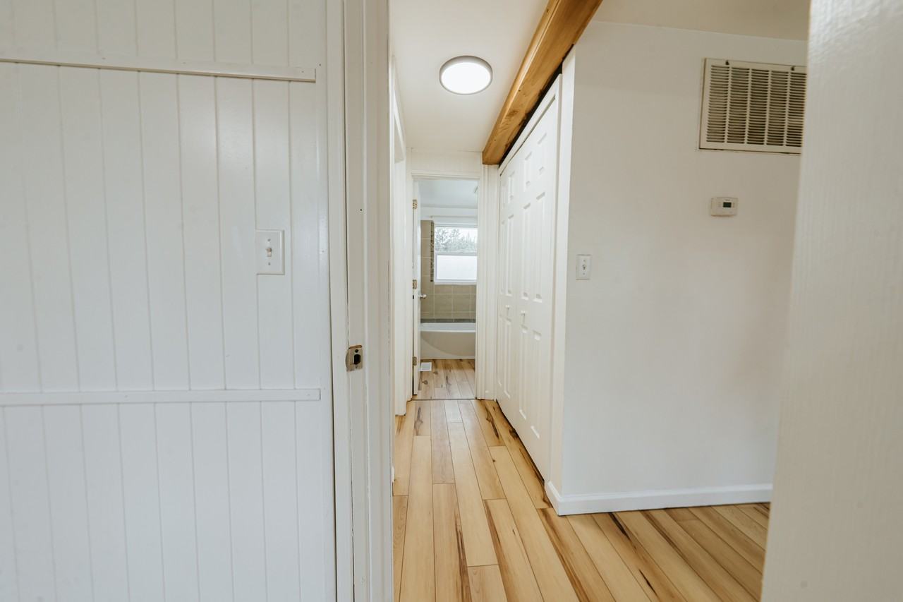 1602 Nunaka Dr #NA - Photo 4 of 8