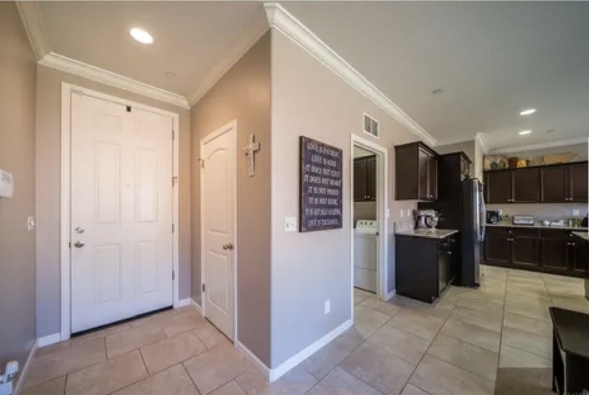 1164 W Muir Way #NA - Photo 3 of 17