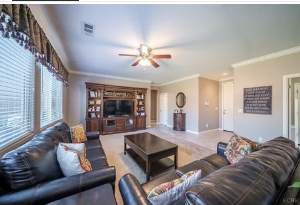 1164 W Muir Way #NA - Photo 4 of 17