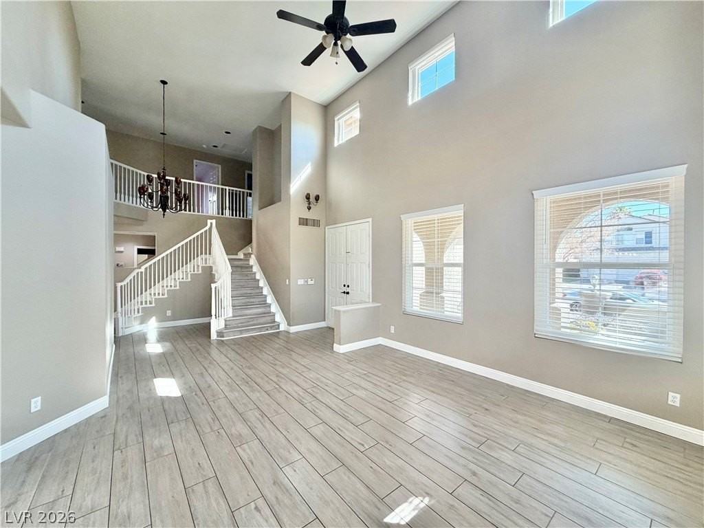 2317 Thayer Ave - Photo 2 of 34