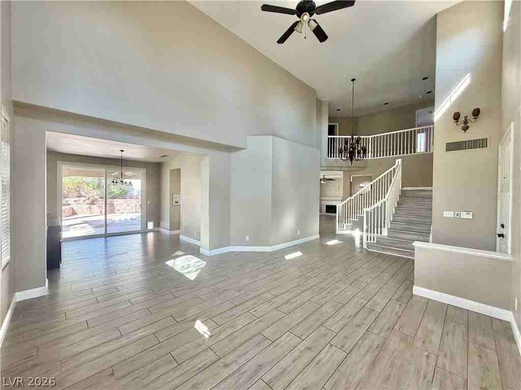 2317 Thayer Ave - Photo 3 of 34