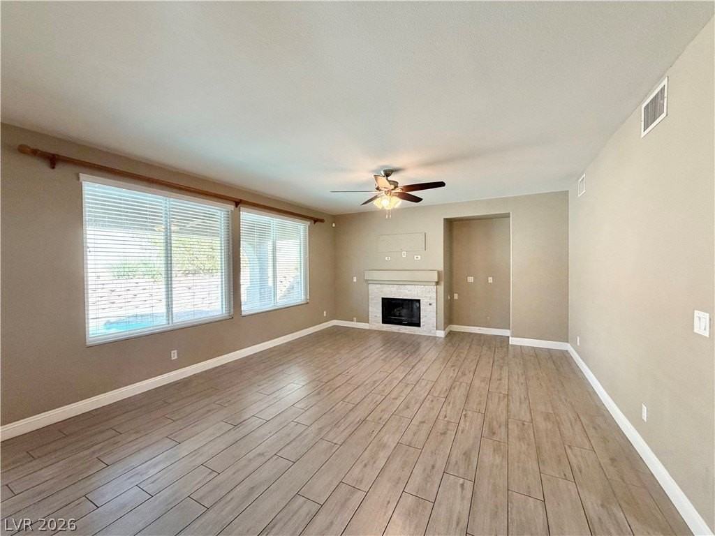 2317 Thayer Ave - Photo 6 of 34