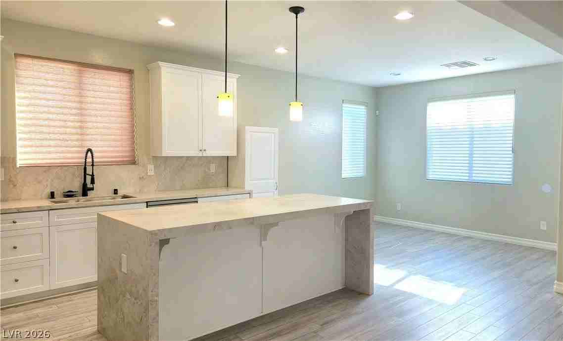 5843 Sleepy Willow St - Photo 7 of 29