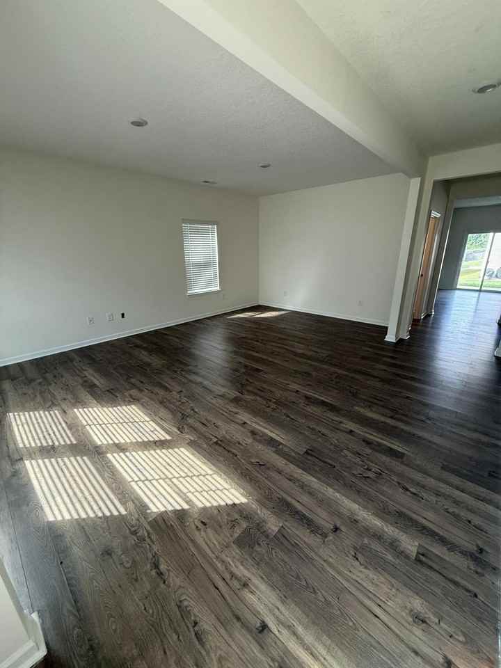 317 Hayley Marie Ln - Photo 4 of 17