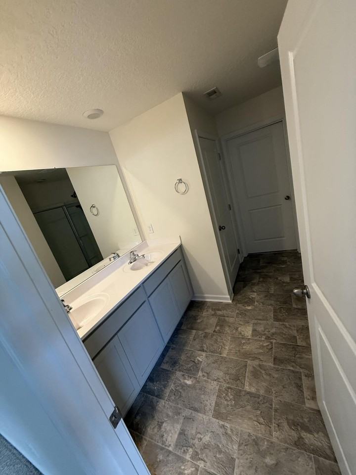 317 Hayley Marie Ln - Photo 7 of 17