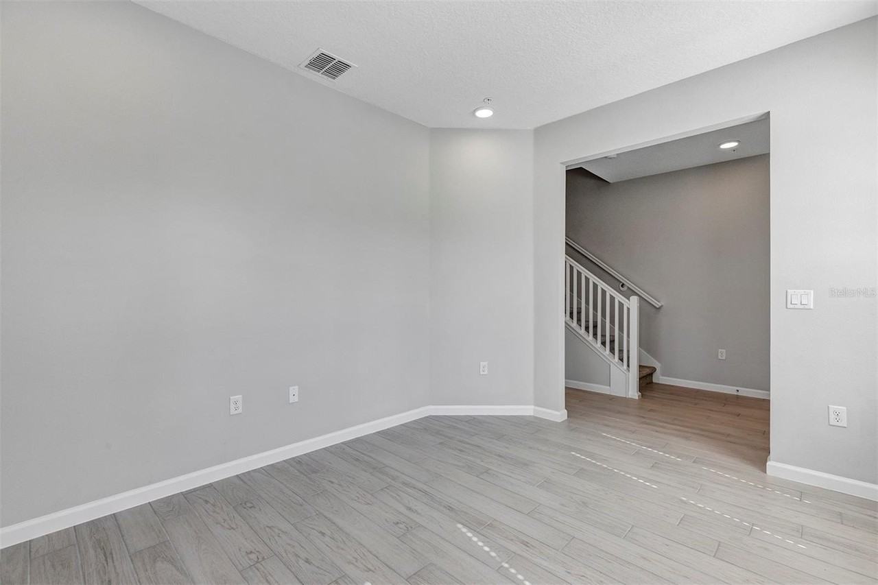 518 Lady Palm St - Photo 5 of 50