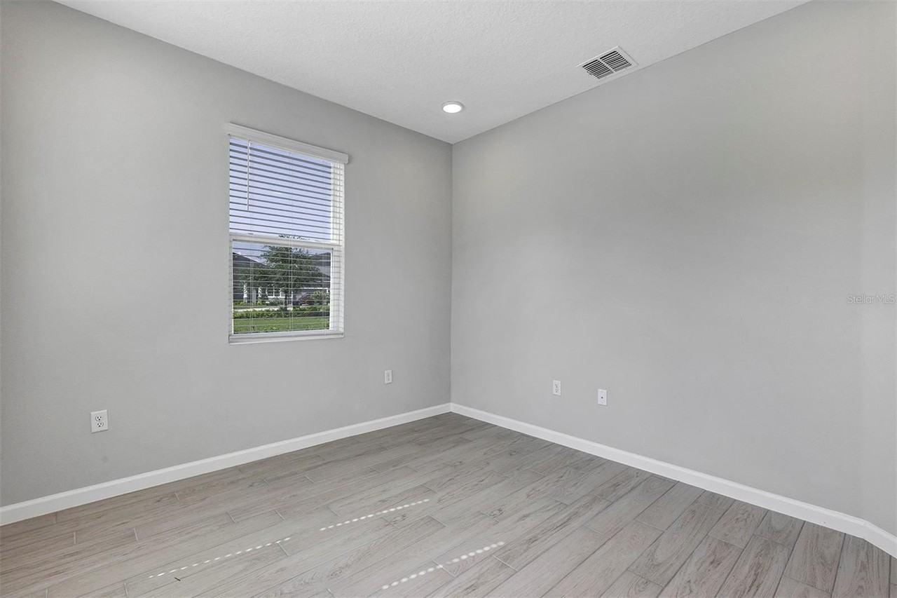 518 Lady Palm St - Photo 7 of 50