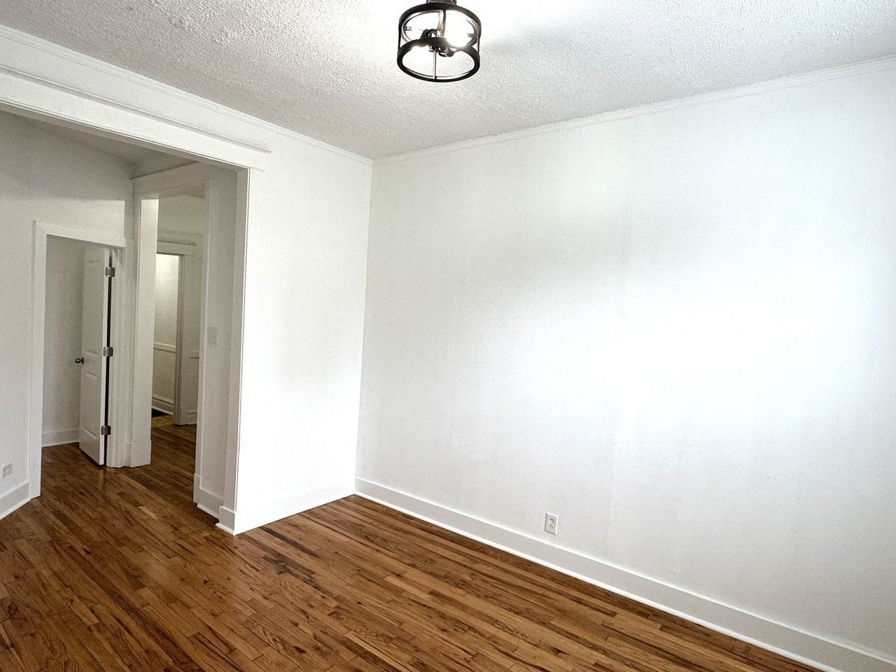 4050 W Hirsch St #1 - Photo 3 of 13